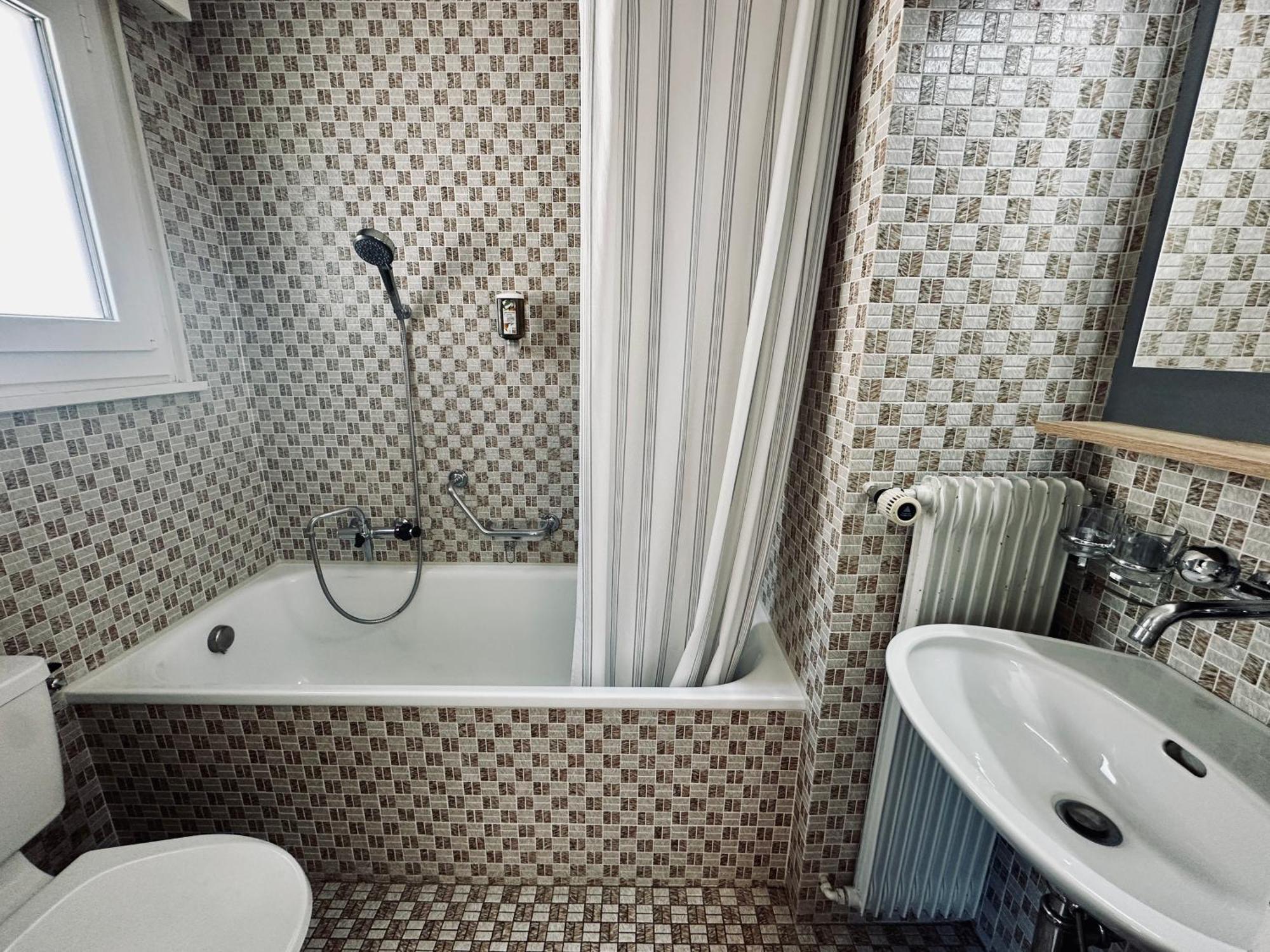 Hotel Rebstock Meiringen Luaran gambar