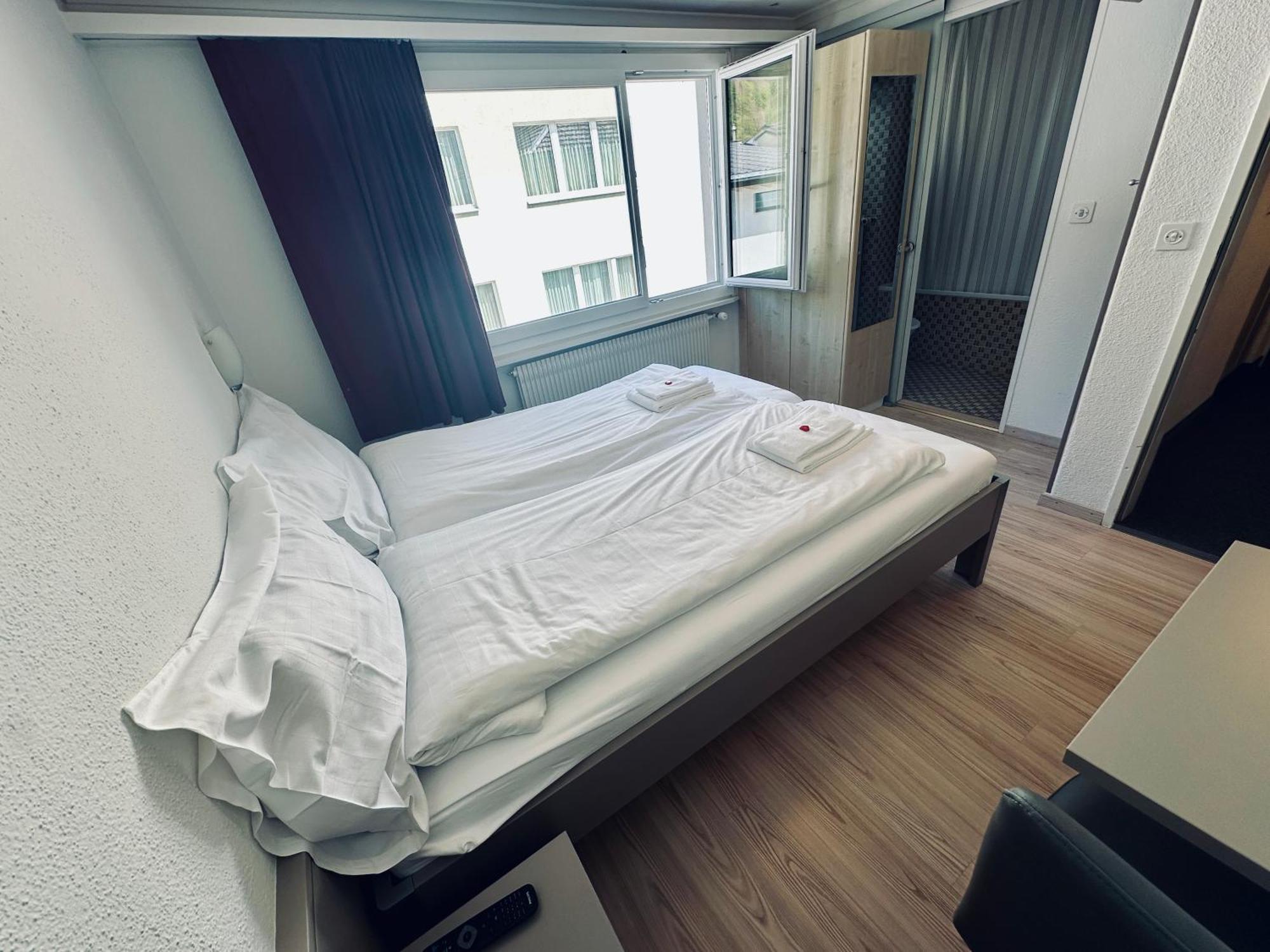 Hotel Rebstock Meiringen Luaran gambar