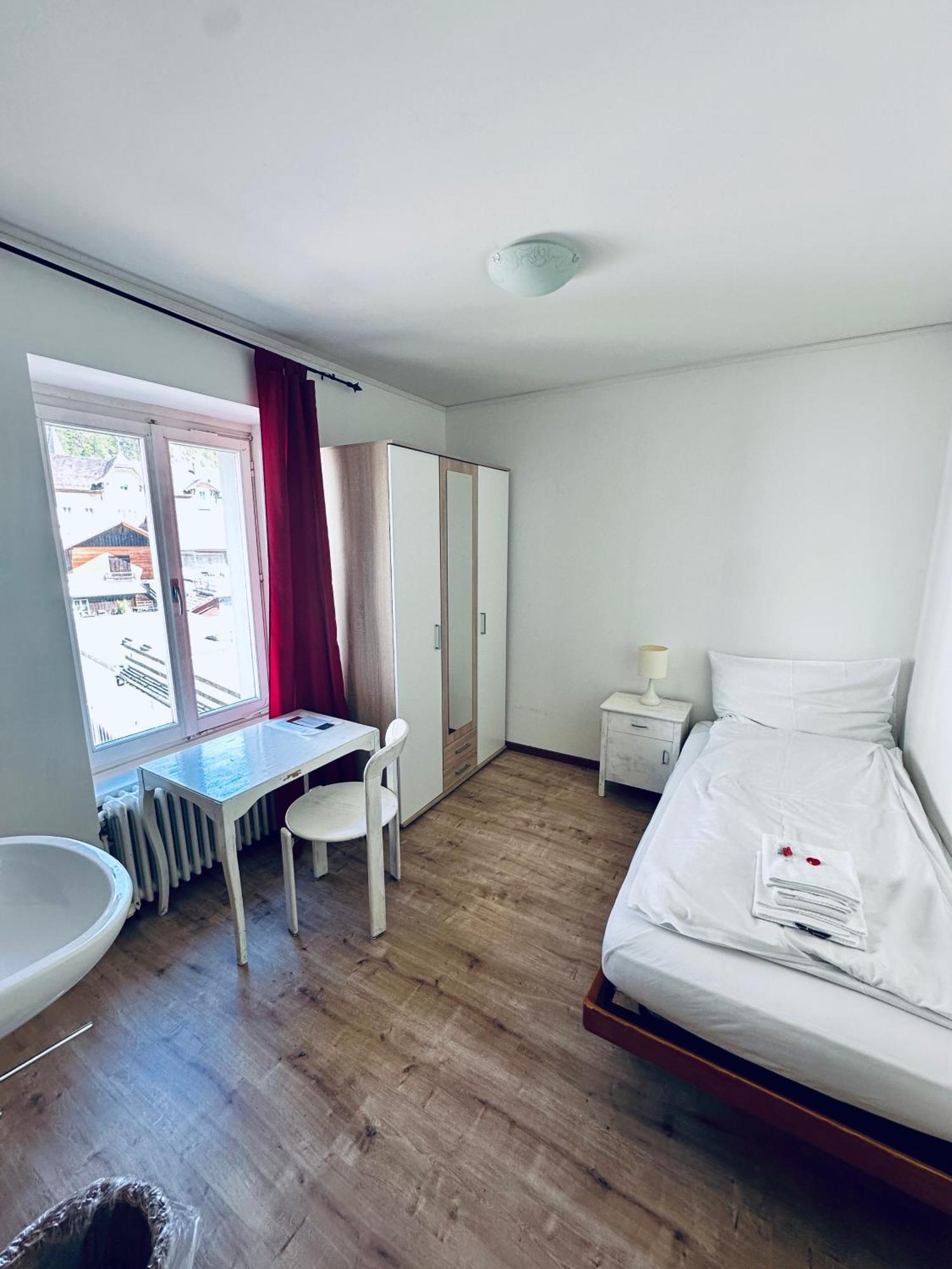 Hotel Rebstock Meiringen Luaran gambar